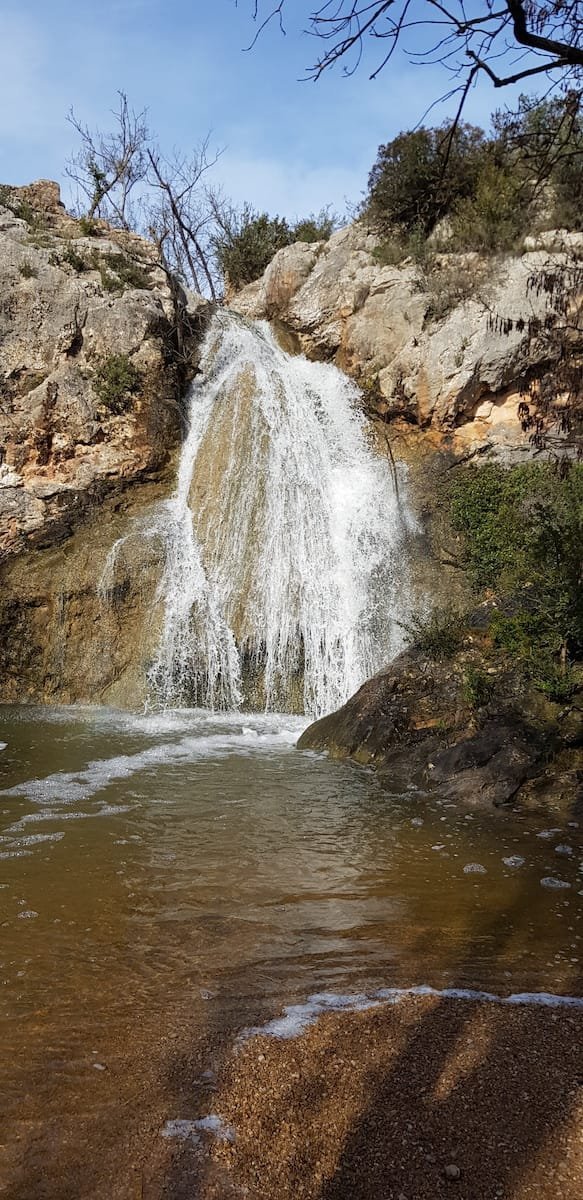 La cascade à Durban-Corbières, en période de crue